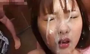 Khiêu dâm Video hai chàng trai hài sex nhat ban full hd hước lắc đen và trứng của mình. Thể loại gay.