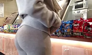 Khiêu dâm video bạn gái trên ban công. Loại cạo phimset nhat ban ngăm đen, đồ chơi, du thủ dâm, cô gái duy nhất.