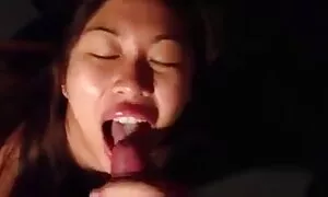 Một video khiêu dâm với một người vô tội và khiêm tốn nhìn vào một người bạn và cởi quần lót của phim sex nhat ban mới nhất cô, các chàng trai, đưa bệnh ung thư và bắt cô ấy để các thành viên của cái lỗ. Rên rỉ, chị bóp vú của cô và chờ đợi cho tinh trùng. Loại tóc vàng, đồ trẻ.